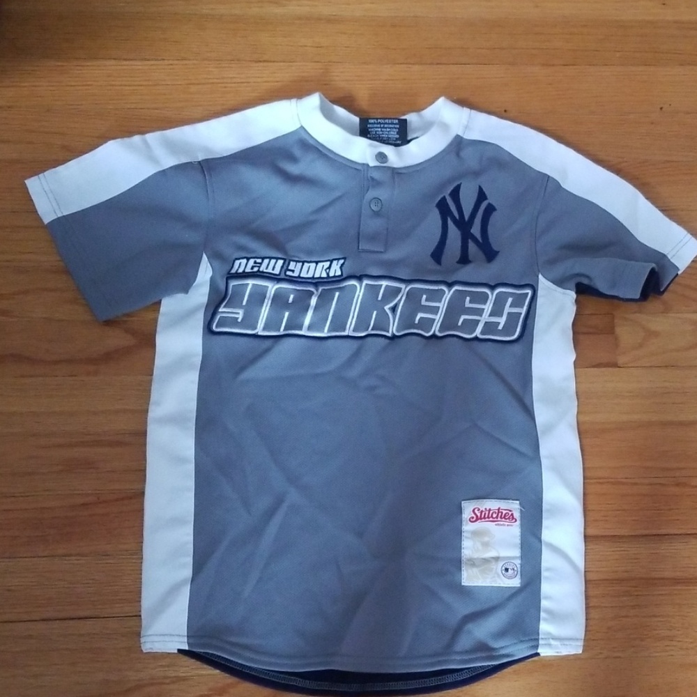 Heavyweight NY Yankees Polo Jersey EUC